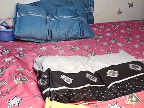 pinkeie_ webcam