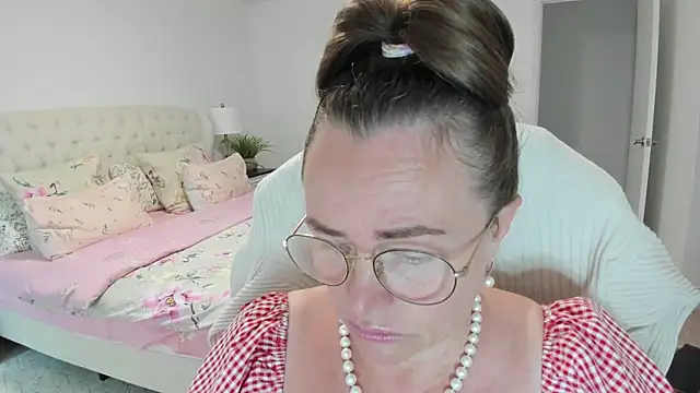 Vika73 webcam