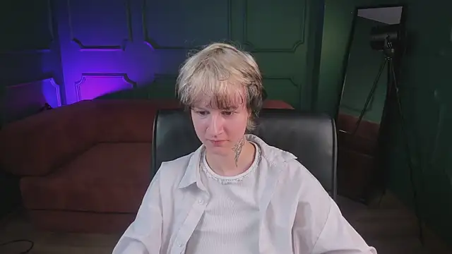 Senpai_Sins webcam