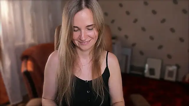 MiaSparkes webcam