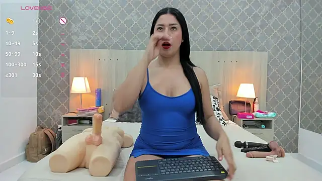 martina_ayala webcam
