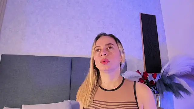 Roxxyfiore webcam