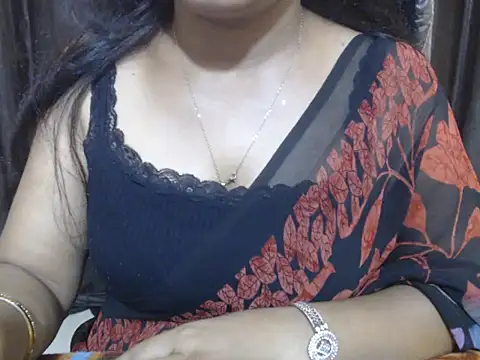 Kudi_Kiyara webcam