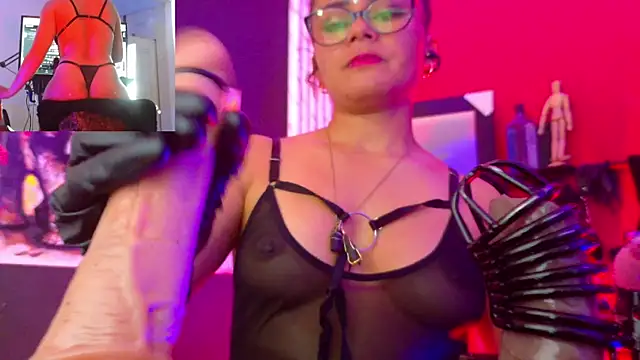 MistressSlut1 webcam