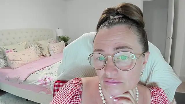 Vika73 webcam