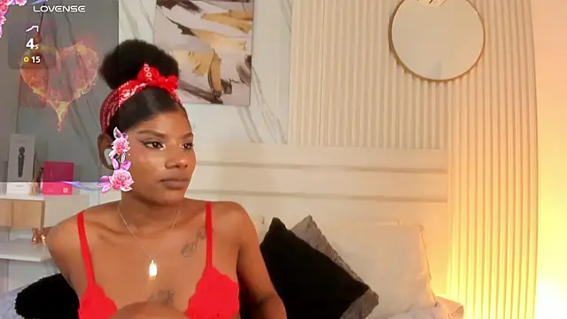 Afro_Luna webcam