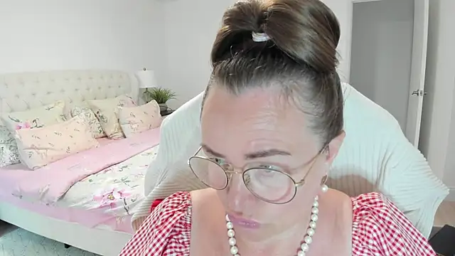 Vika73 webcam