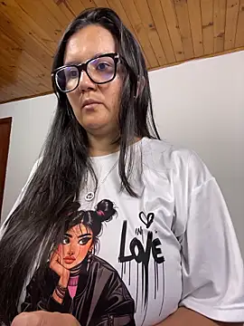 SWEETLILY18 webcam