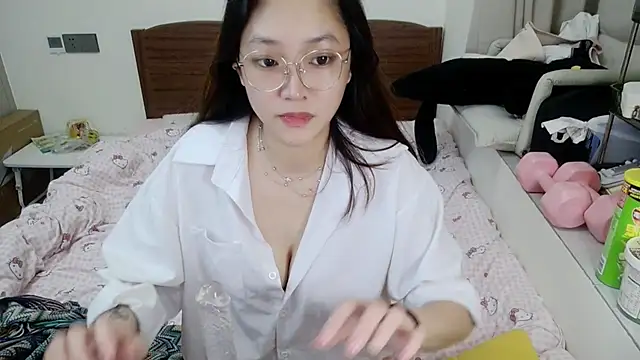 bhchenxiaoqing - Bhchenxiaoqing's free webcam - UK Sex Cams