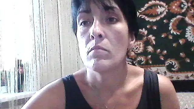 SunnyAmorre live cam on StripChat