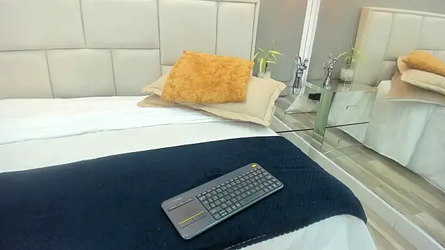 Charlie___Musk webcam