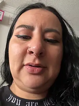Abril_Luv webcam