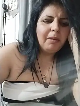 Jann_Riya333 live cam on StripChat
