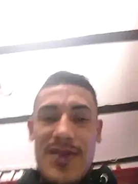 D1ogh0 live cam on StripChat