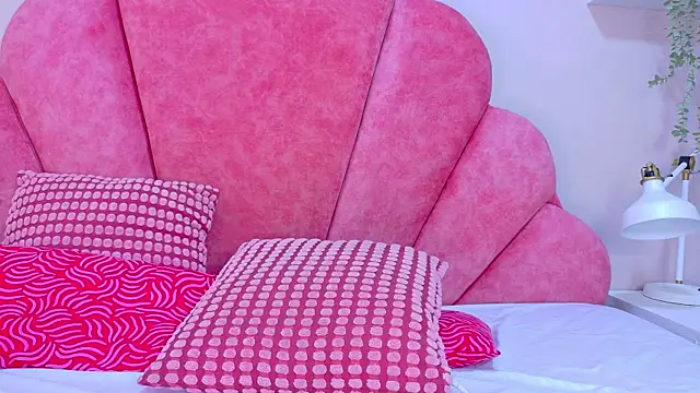 MyApril__ webcam