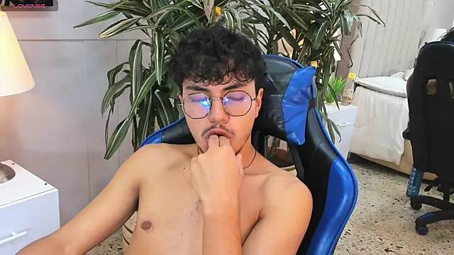 kai_storn webcam