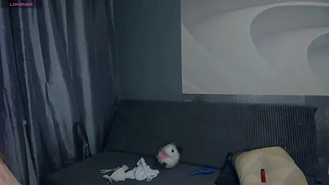 TarynPalek webcam