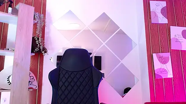 milfsecret69 webcam
