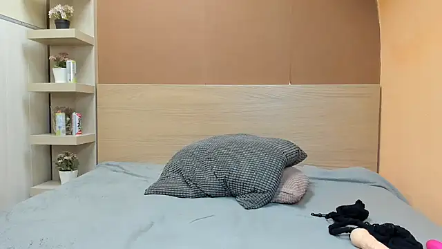 PinkyTwerkyX webcam