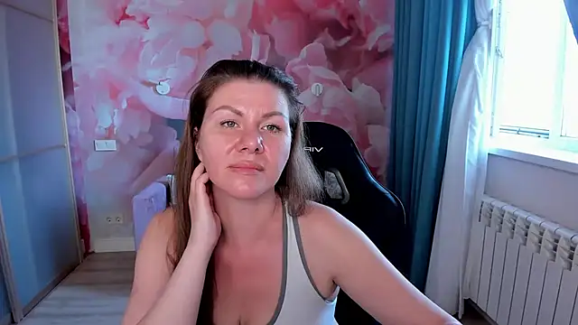 LunaKissesx webcam