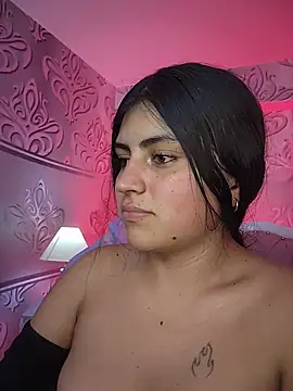 MishRaven webcam