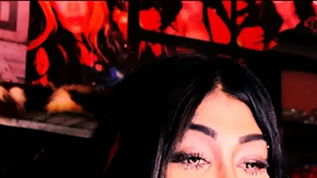 indian_dreamgirl webcam