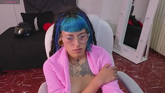 _sharlotte777 webcam