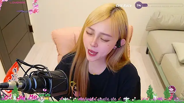Khaleesi_ying_ webcam