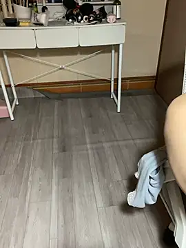 Mina048 webcam