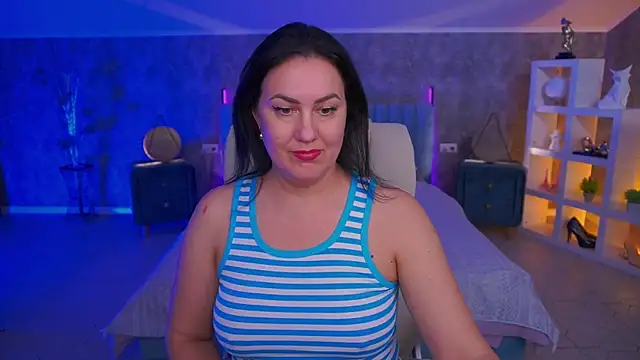 VelvetLuck webcam