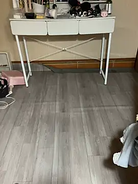 Mina048 webcam