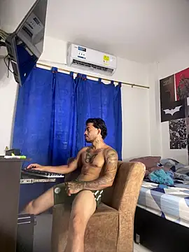 Kenny_romano webcam