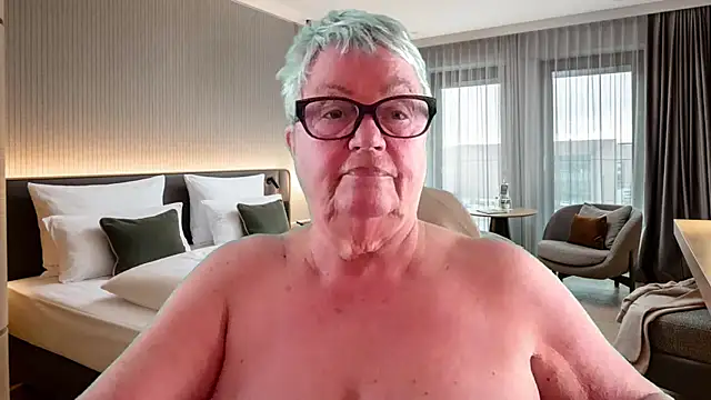 Mystery-Grandmother live webcam show