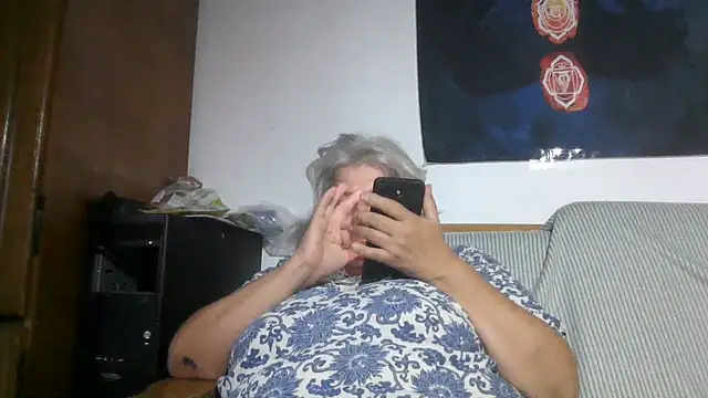 ExquisiteMature webcam