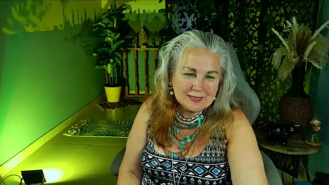 LilaMaharani webcam