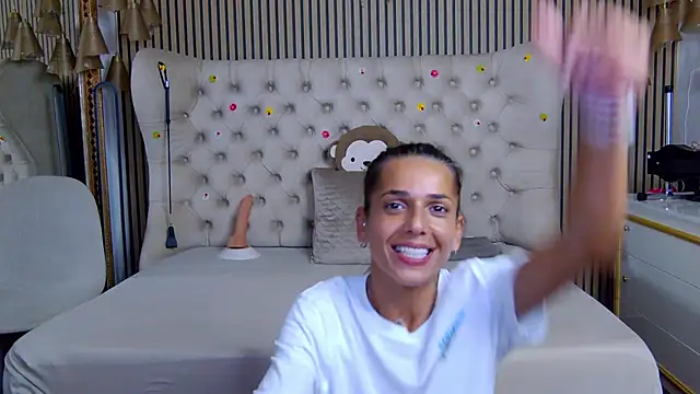 PlayfulShow webcam