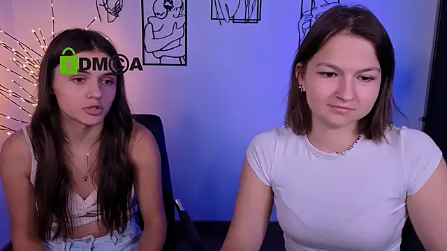 lisa_dark_ webcam