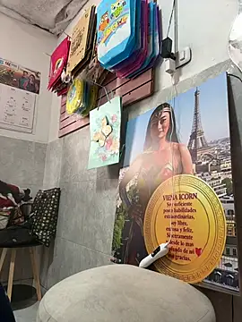 IsabellaMariet webcam
