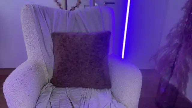 MewDoll webcam