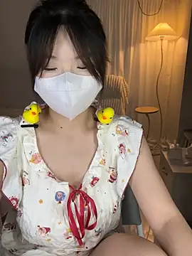 _xiaoxinxin_ live cam on StripChat