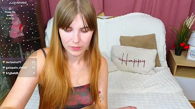 EmilyCuper_ webcam