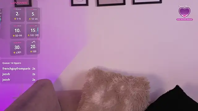 Pamela_tomas live cam on StripChat