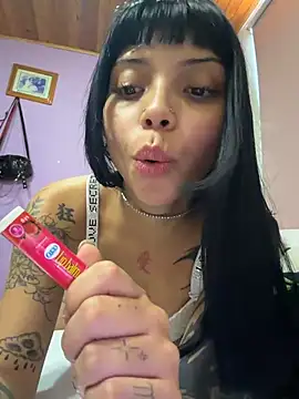 AlanaStormm webcam