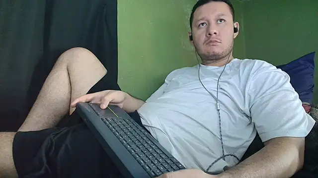sweet_cock28 webcam