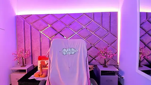 sarah_sweett_ webcam
