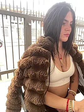 PamelaJonsom_ webcam
