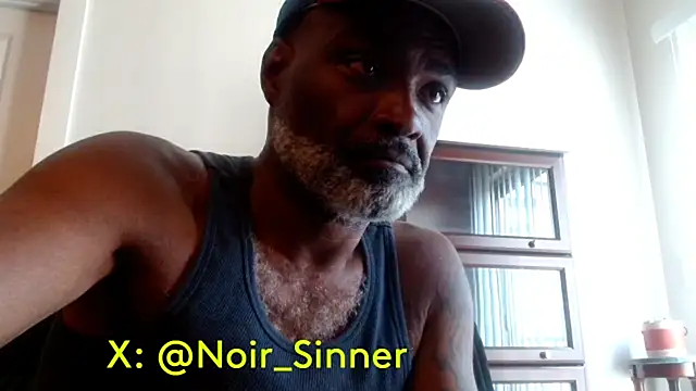 sinnernoir (M mature) - stroke show, standing