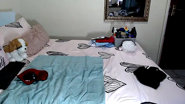 FitSelina66 webcam