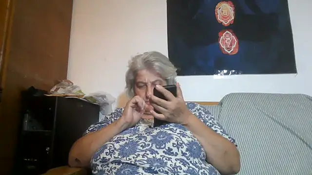 ExquisiteMature webcam