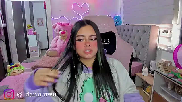 CuteDani_ webcam